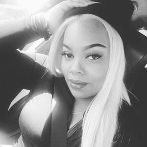 Meet your Posher, Melanie